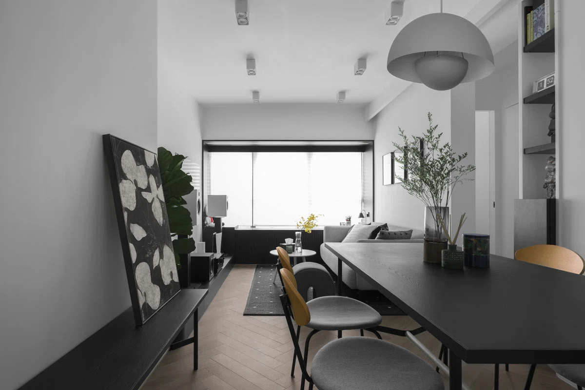 Minimalist dining room design in aqua marine